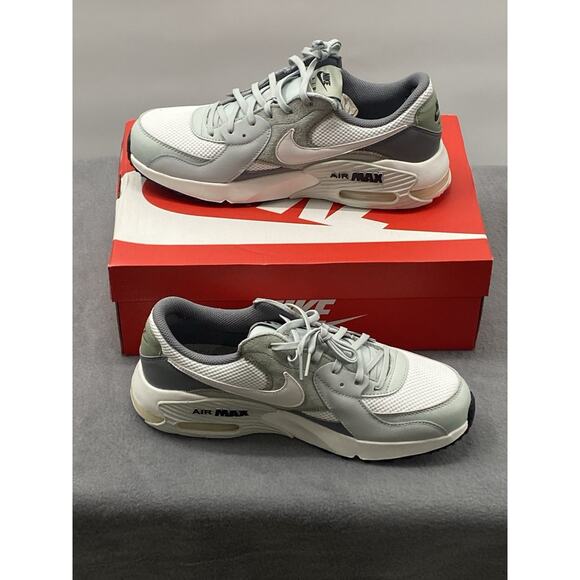 Nike Men’s Air Max Excee Athletic Shoes Size 8‎ White/Gray Activewear main image 5